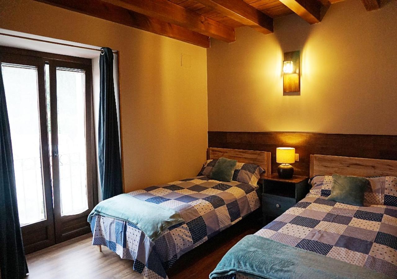 Xandua Etxea - Selva De Irati - Villa Izalzu Luaran gambar